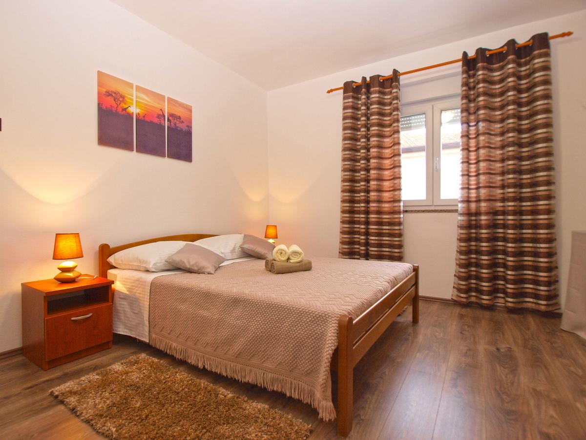Apartment Luciano 1540 PUY Exterior foto