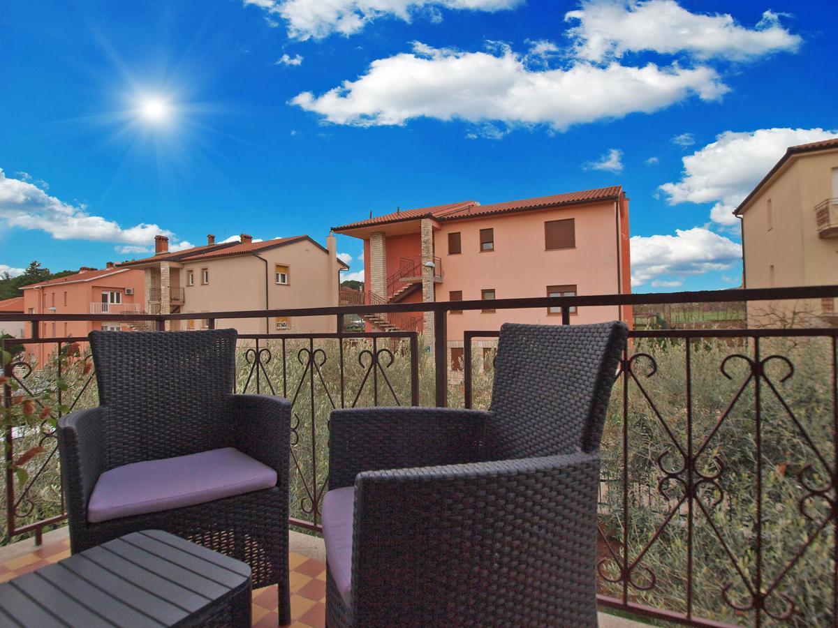 Apartment Luciano 1540 PUY Exterior foto